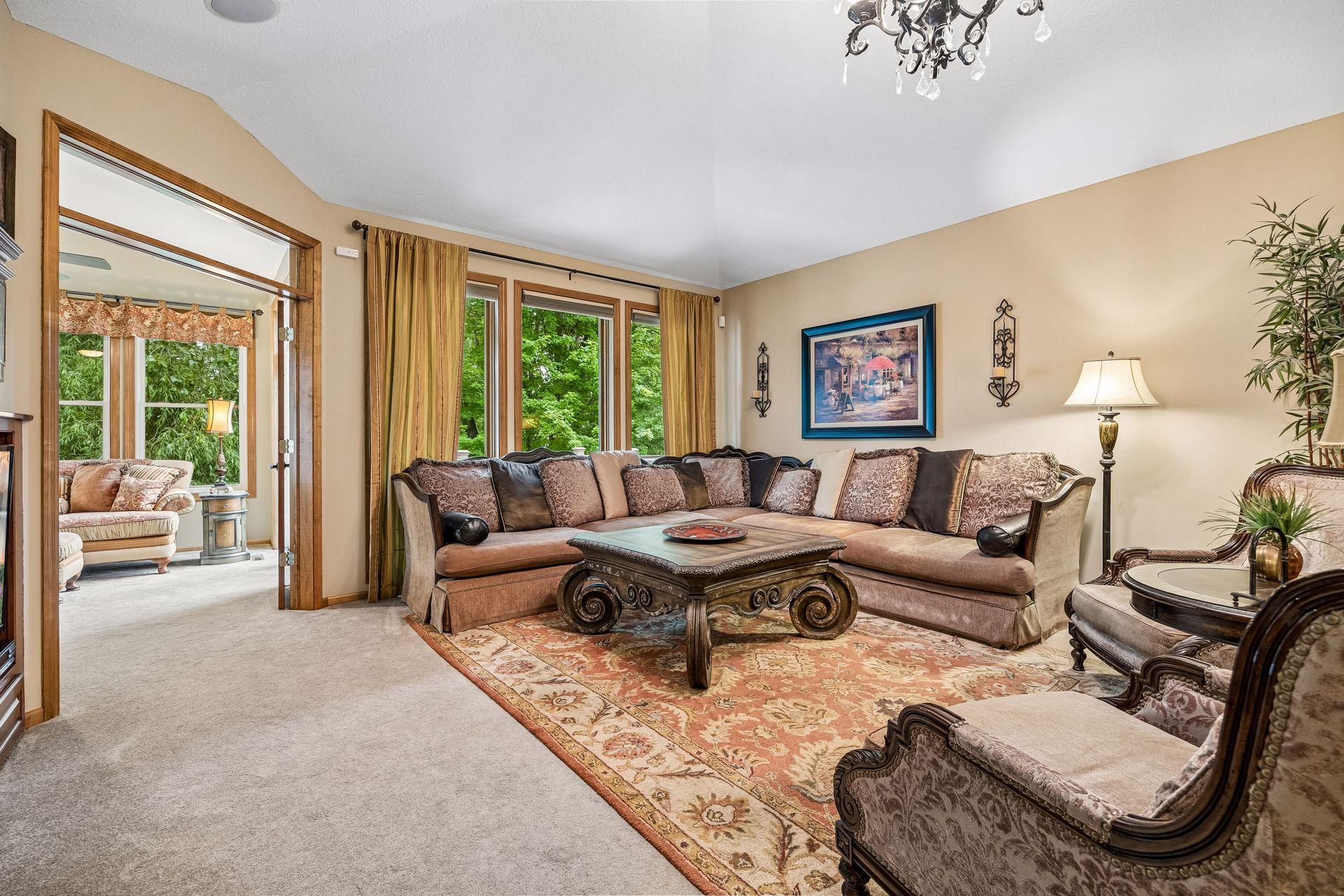 18464 Farmstead Circle Eden Prairie, MN 55347 - Photo 10 of 47