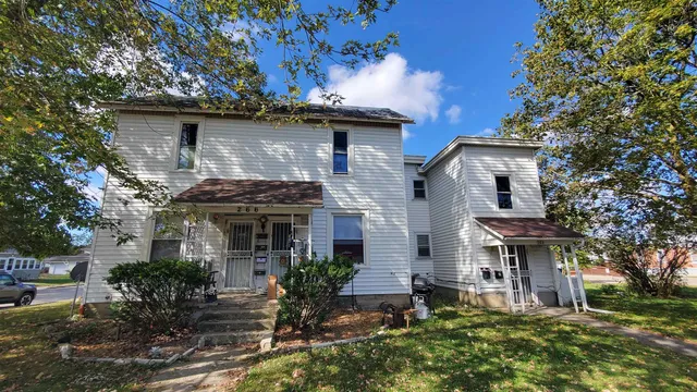 $230,000 | 260 South Jefferson Street, Berne, IN 46711
