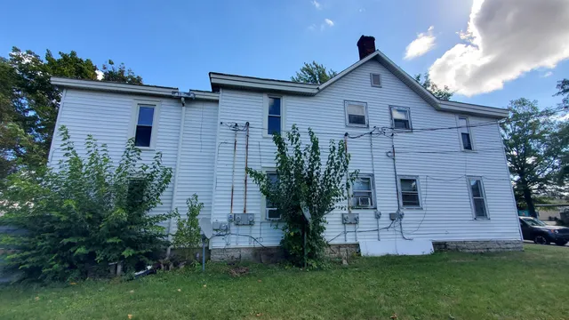 $230,000 | 260 South Jefferson Street, Berne, IN 46711