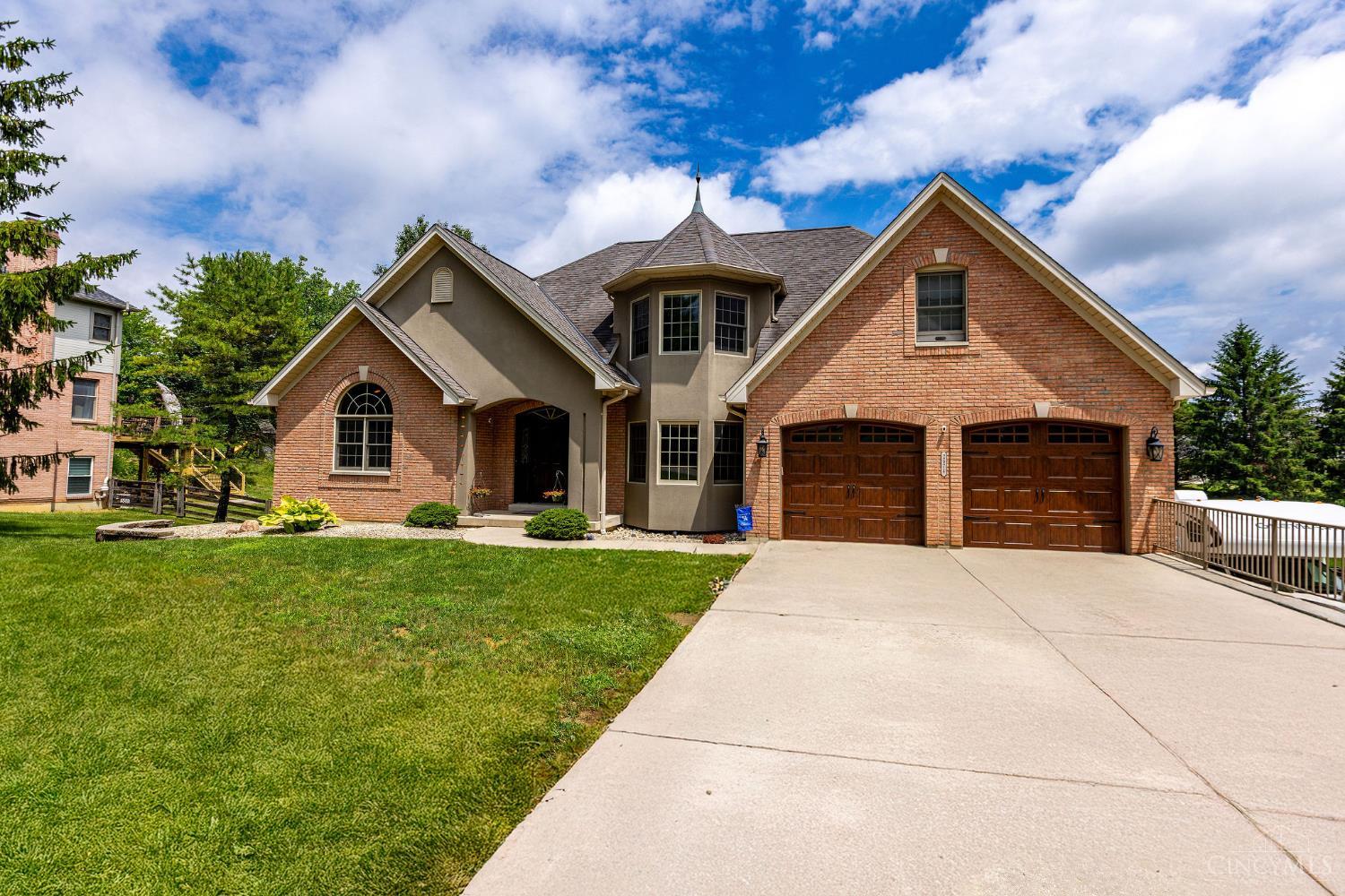 2674 Ebenezer Road Cincinnati, OH 45233 - Photo 2 of 60