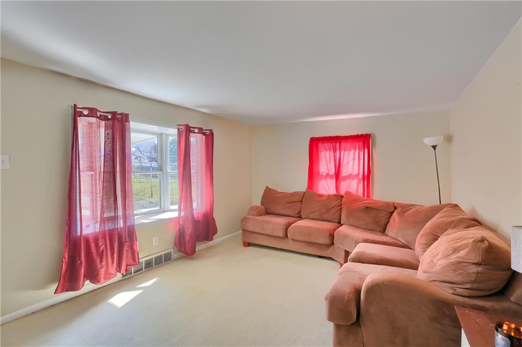 181 Kerona Road Shippingport, PA 15077 - Photo 7 of 40