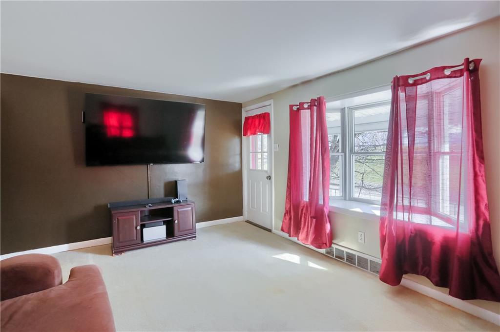 181 Kerona Road Shippingport, PA 15077 - Photo 10 of 40