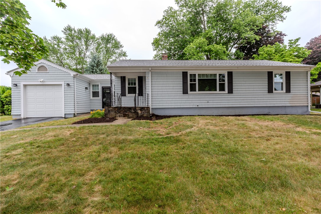 8 Barnes Street Smithfield, RI 02828 - Photo 2 of 48