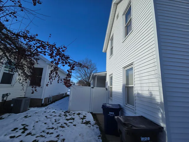 $220,000 | 210 North K Street, Sparta, WI 54656