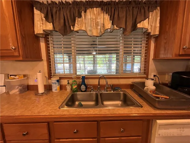 $299,000 | 559 Pine Thicket Road, Many, LA 71449