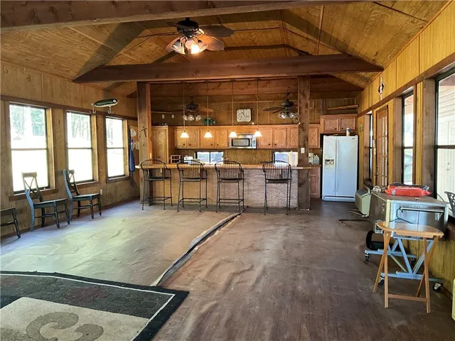 $299,000 | 559 Pine Thicket Road, Many, LA 71449