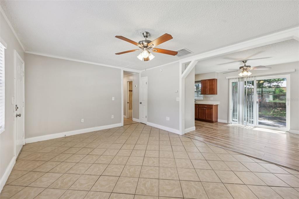 3675 Rundo Drive Orlando, FL 32818 - Photo 5 of 27 Gallery Image 5