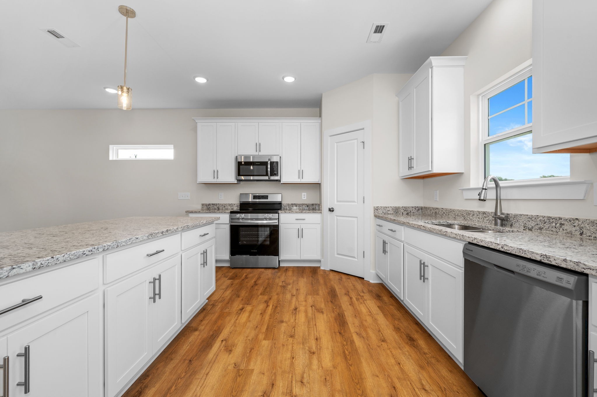 639 Vrabel Road Murfreesboro, TN 37130 - Photo 7 of 24