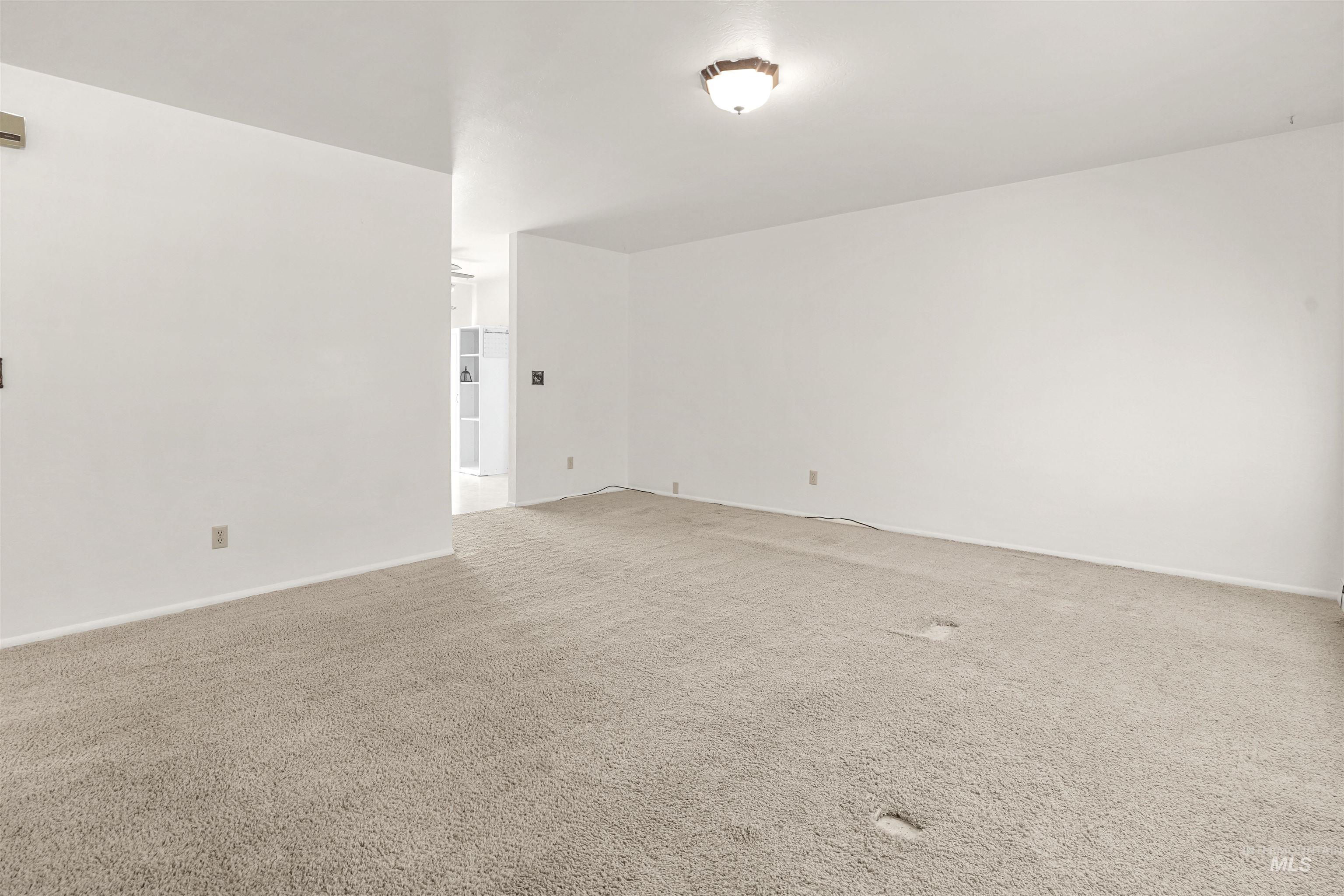 2941 Almo Avenue Burley, ID 83318 - Photo 3 of 15