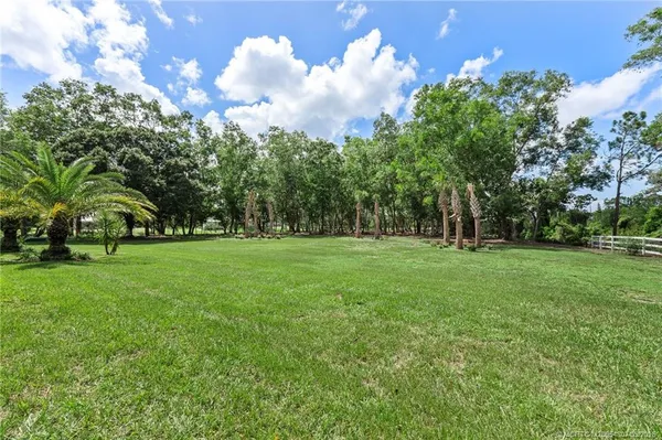 $1,900,000 | 9856 Southwest Pueblo Terrace, Palm City, FL 34990