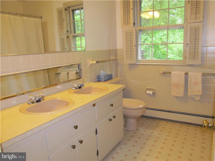 1413 Township Line Road Ambler, PA 19002 - Photo 20 of 25 Bathroom