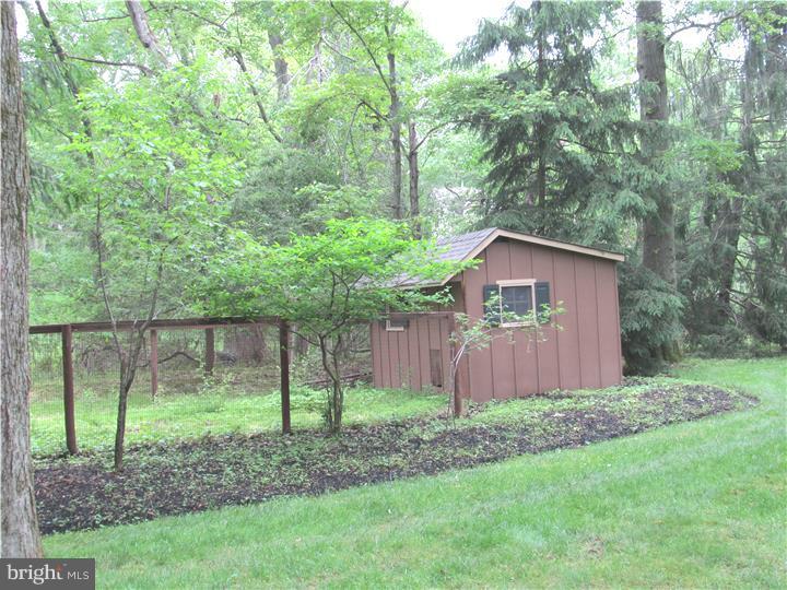 1413 Township Line Road Ambler, PA 19002 - Photo 24 of 25 Garden