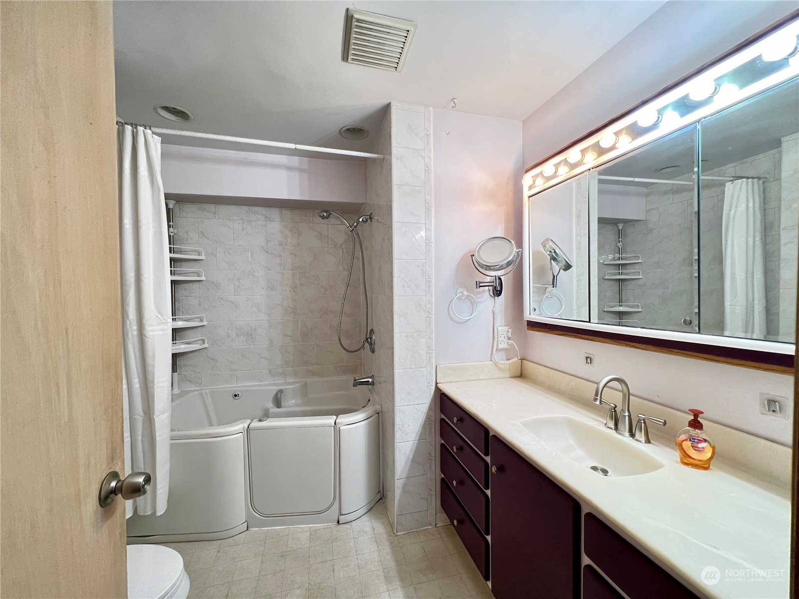 1900 West Highland Road Shelton, WA 98584 - Photo 13 of 40 Gallery Image 13