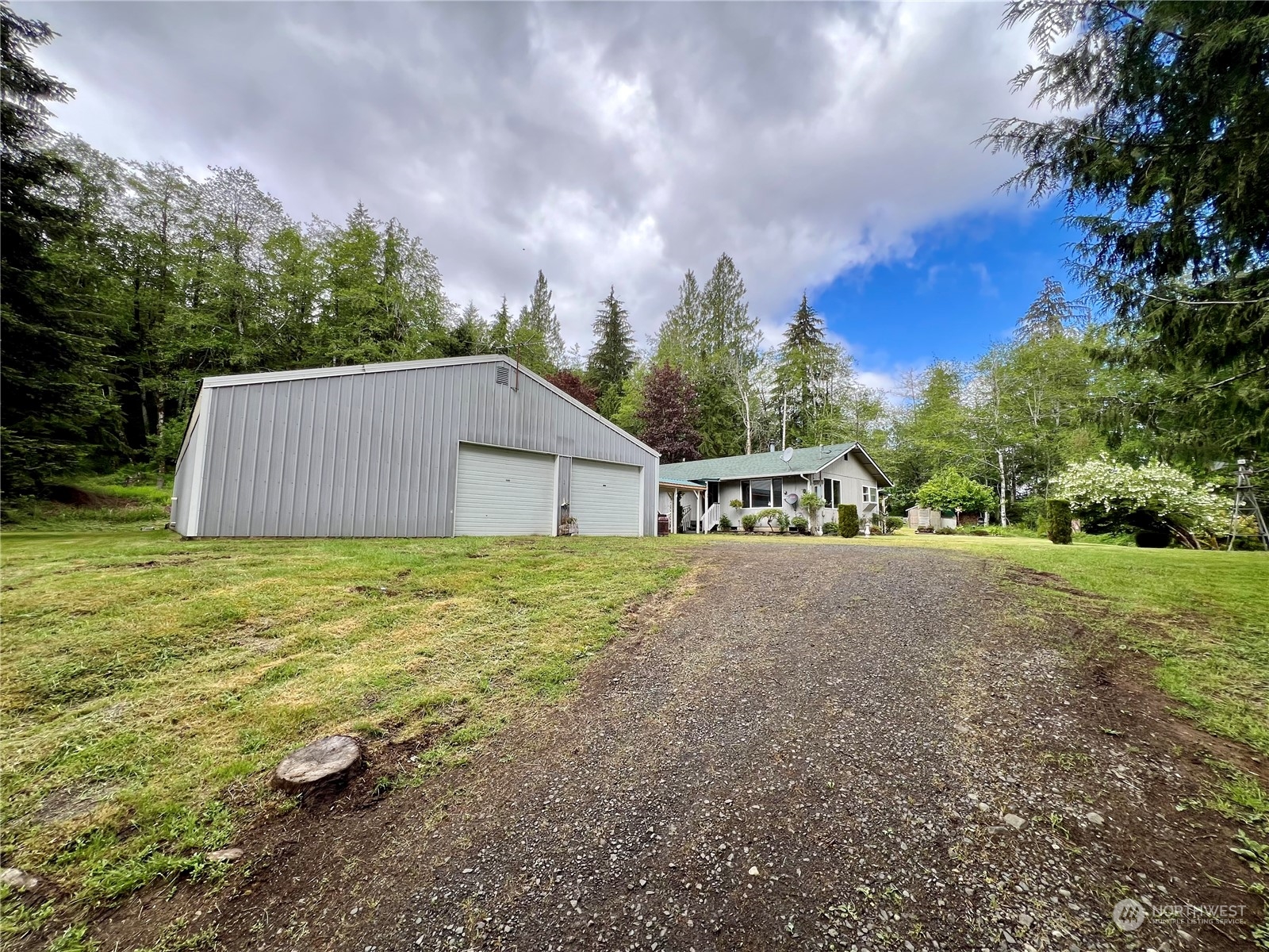 1900 West Highland Road Shelton, WA 98584 - Photo 2 of 40 Gallery Image 2