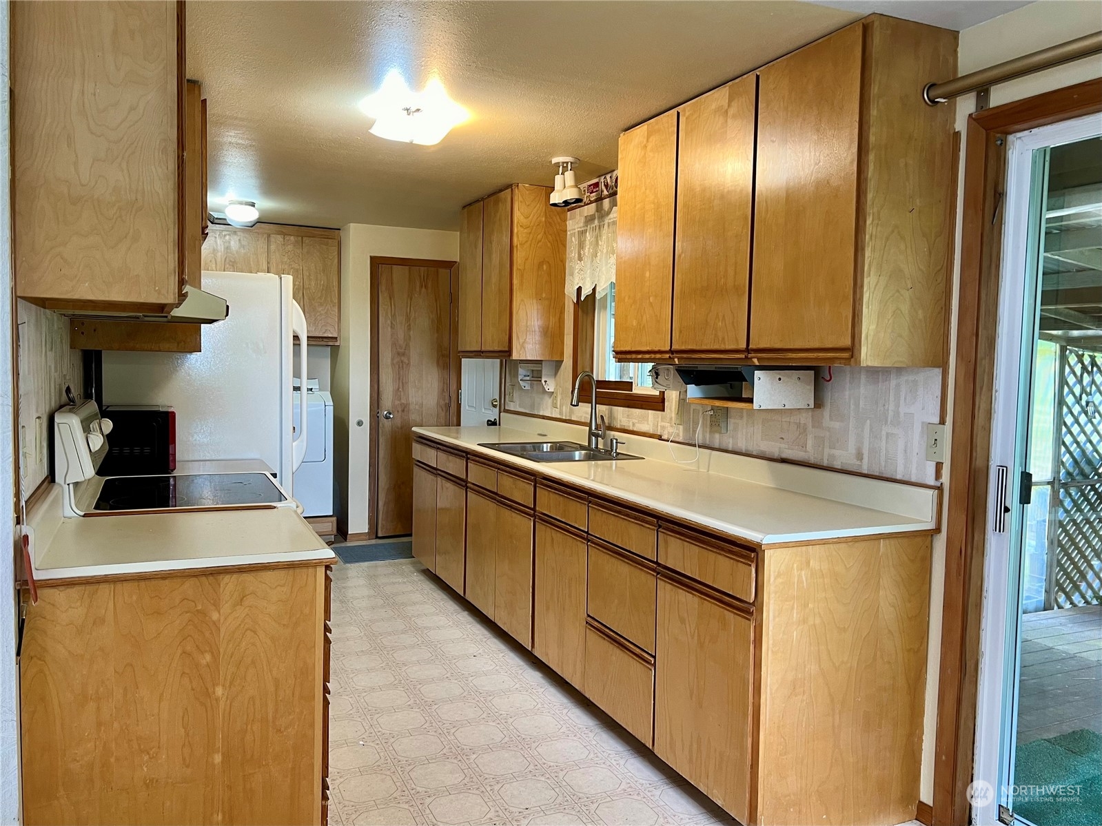 1900 West Highland Road Shelton, WA 98584 - Photo 7 of 40 Gallery Image 7
