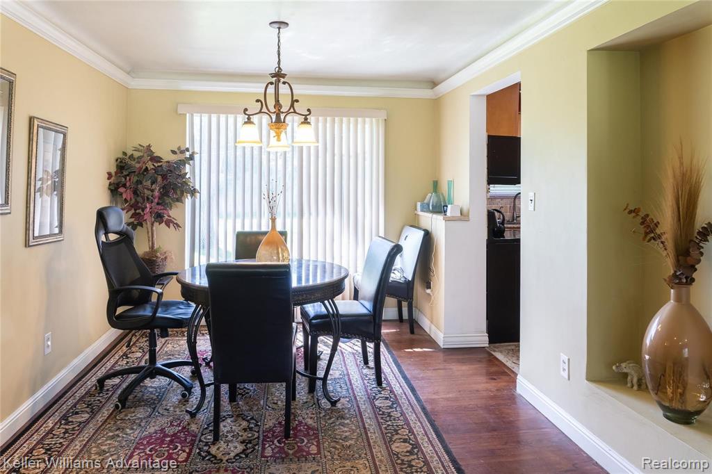 26073 Drake Road Farmington Hills, MI 48331 - Photo 10 of 39