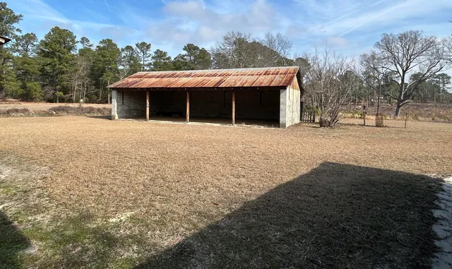 $733,700 | 369 Sweet Bay Road, St. Matthews, SC 29135