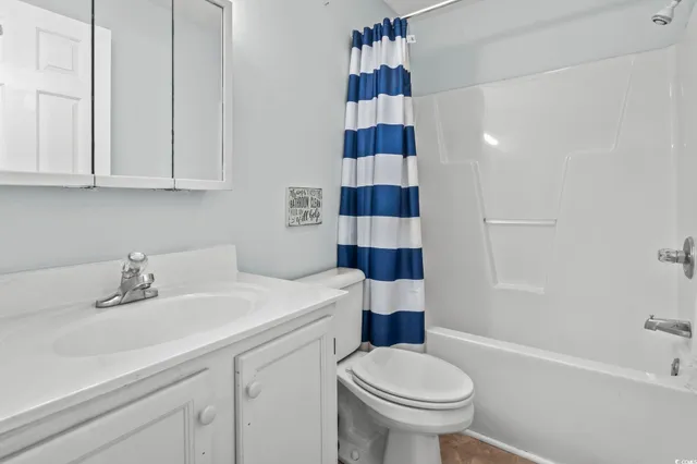 $279,900 | 8010 Cone Court, Murrells Inlet, SC 29576