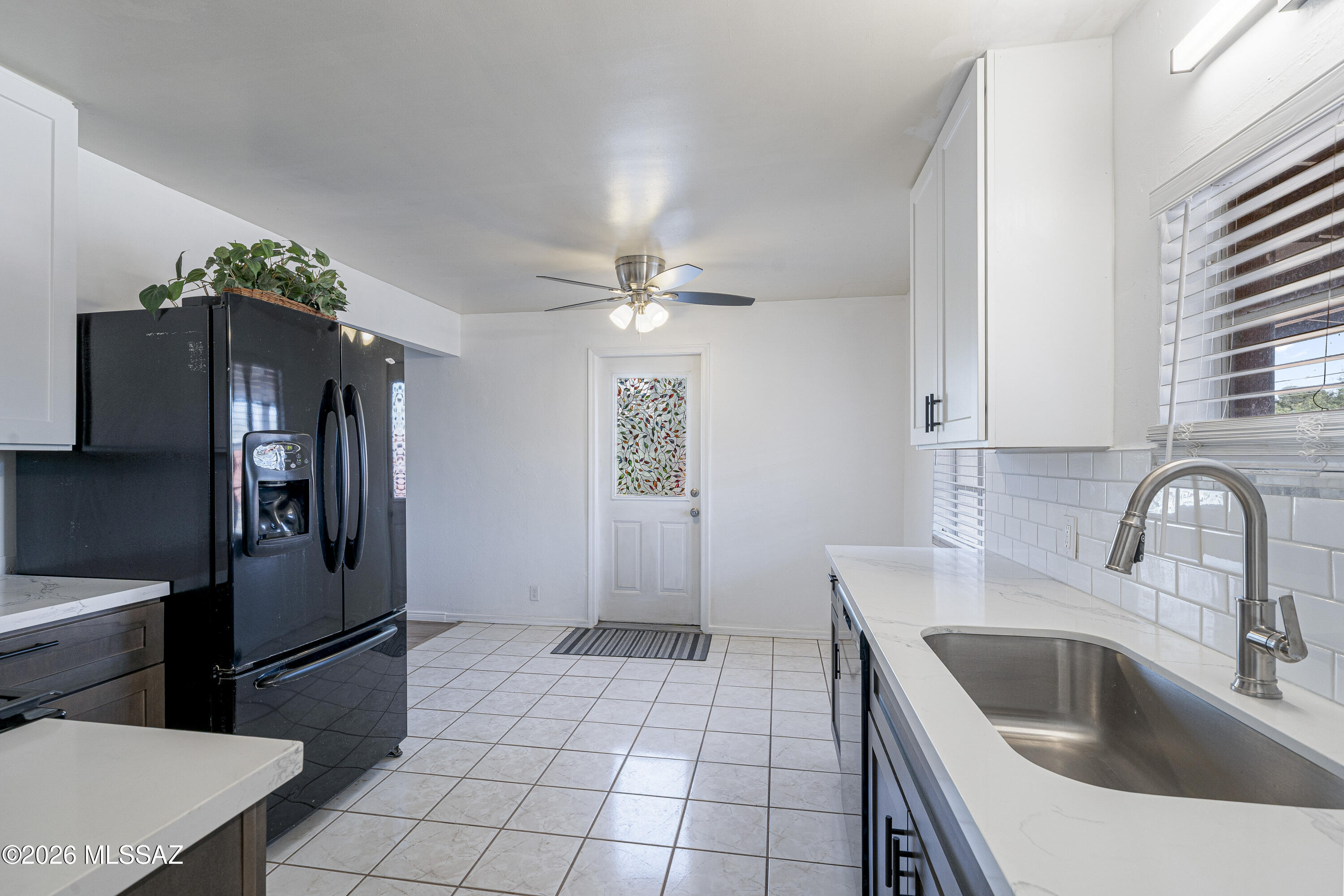 908 East Pastime Road Tucson, AZ 85719 - Photo 6 of 19