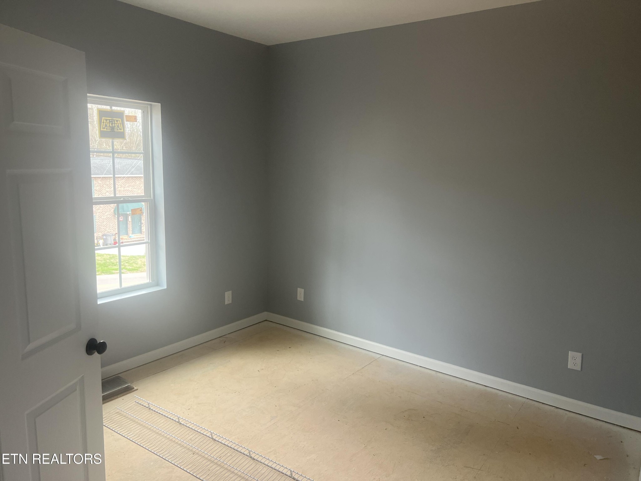 917 Nichols Road Dandridge, TN 37725 - Photo 7 of 9 Gallery Image 7