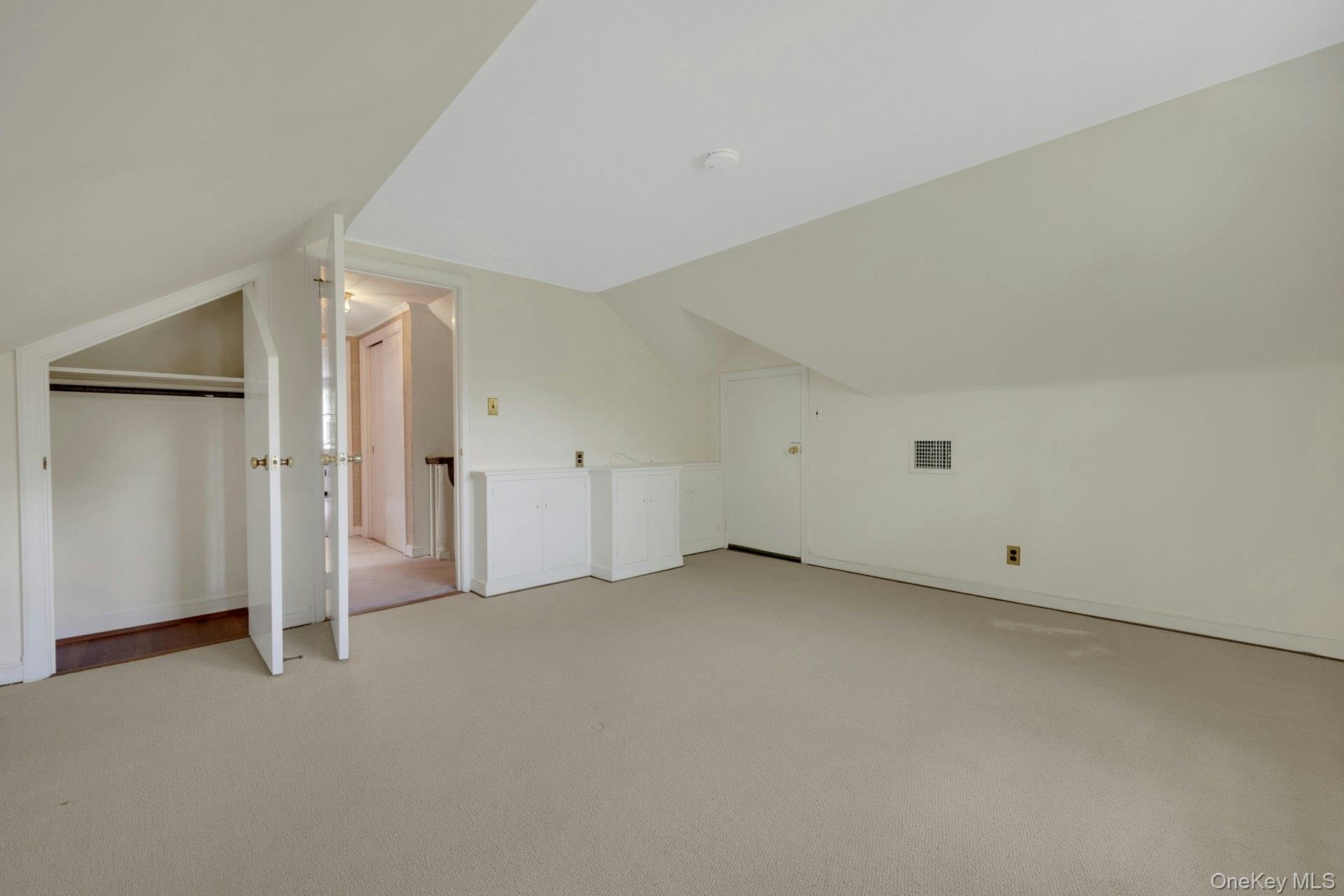 29 Old Orchard Road Rye Brook, NY 10573 - Photo 25 of 42