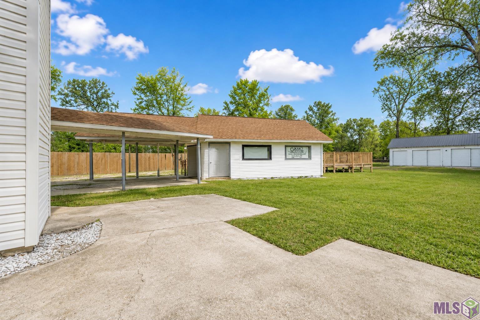 31204 Dunn Road Denham Springs, LA 70726 - Photo 4 of 53