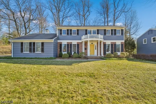 $1,150,000 | 46 Coolidge Drive, Berkeley Heights, NJ 07922