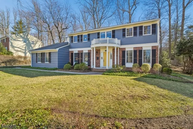 $1,150,000 | 46 Coolidge Drive, Berkeley Heights, NJ 07922