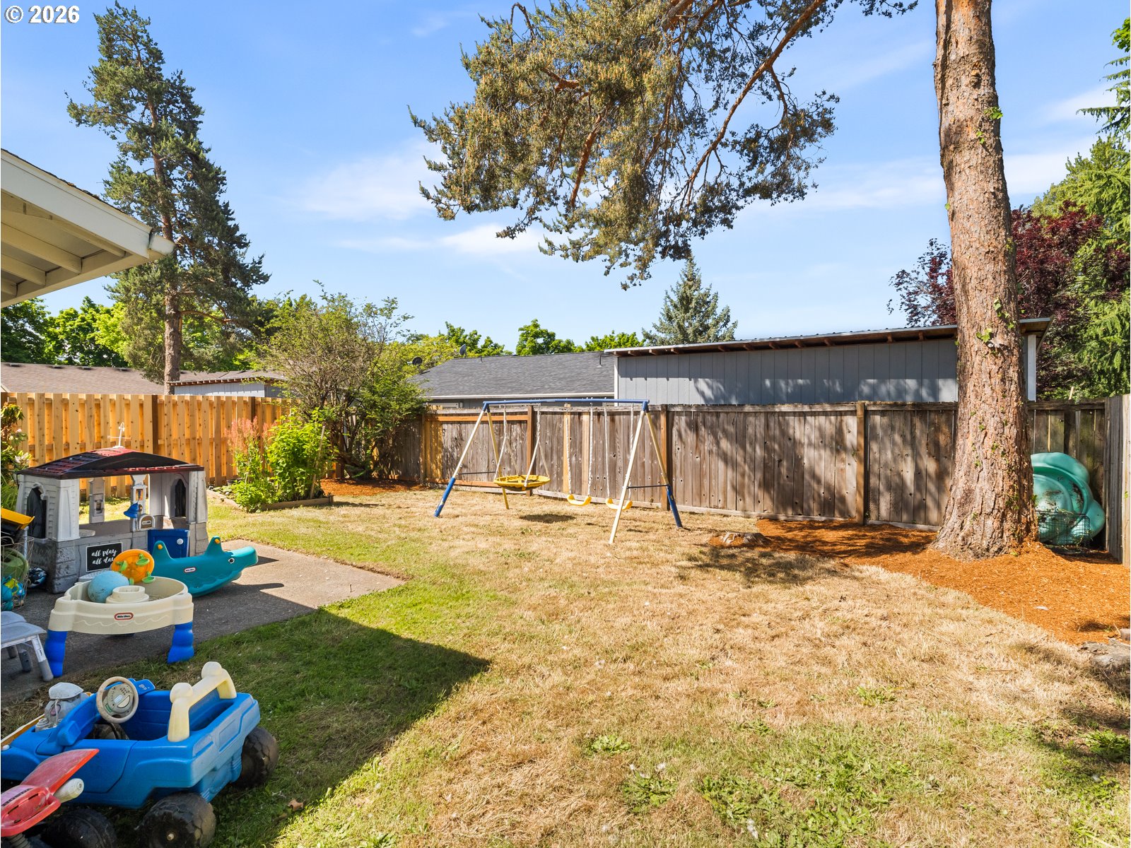 933 Southeast Rene Avenue Gresham, OR 97080 - Photo 6 of 29 Unit #1