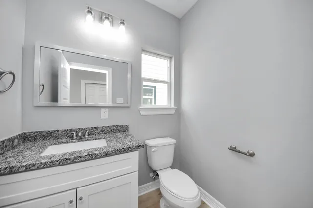 $1,950 | 406 North 4th Street, Beasley, TX 77417