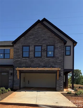$549,580 | 25023 Sprenger Drive, Cornelius, NC 28031