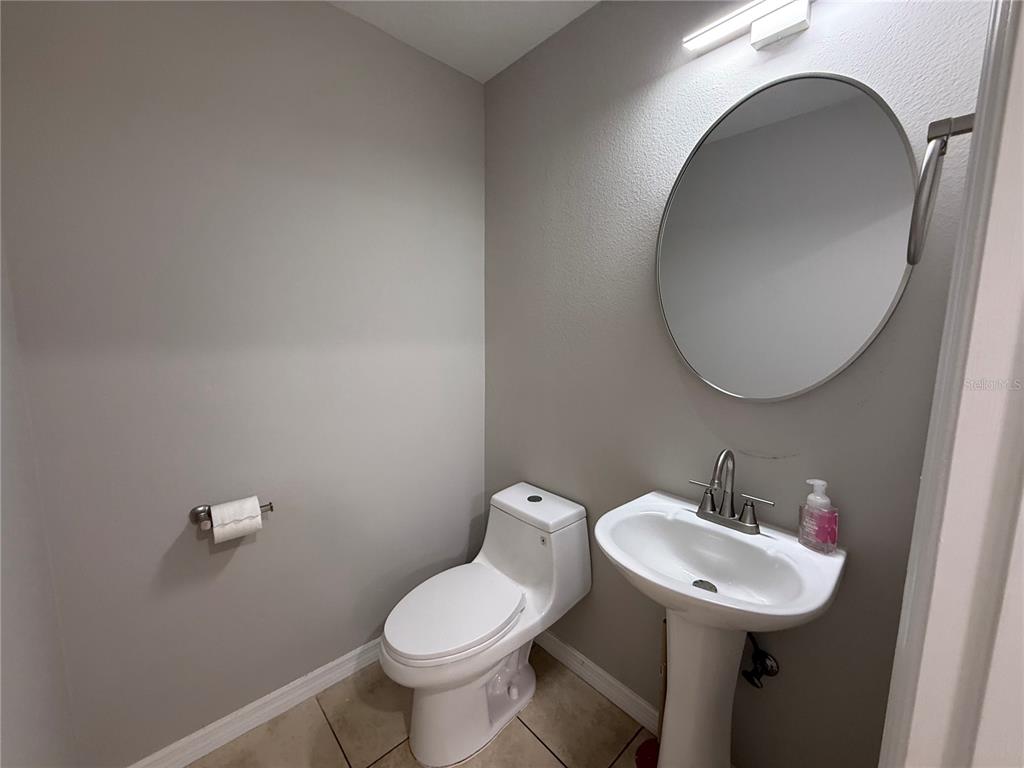 2907 West Chestnut Street Tampa, FL 33607 - Photo 14 of 16