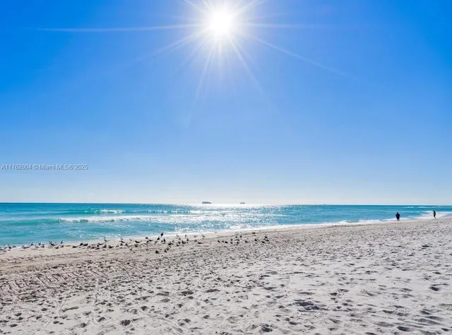 $490,000 | Millionaire's Row, Miami Beach, FL 33140