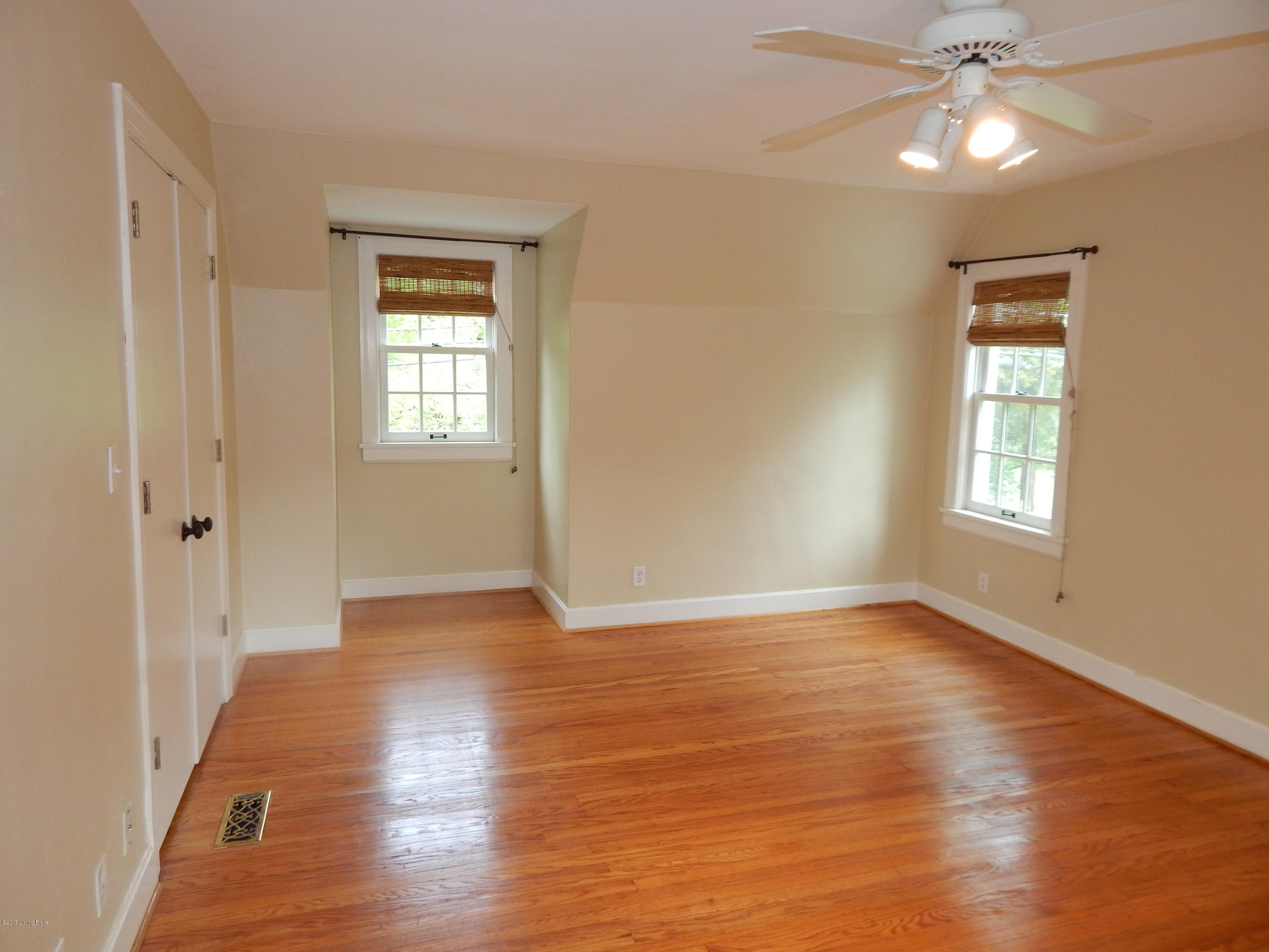 371 Ridgeway Avenue Louisville, KY 40207 - Photo 13 of 29 Bedroom 2 - master