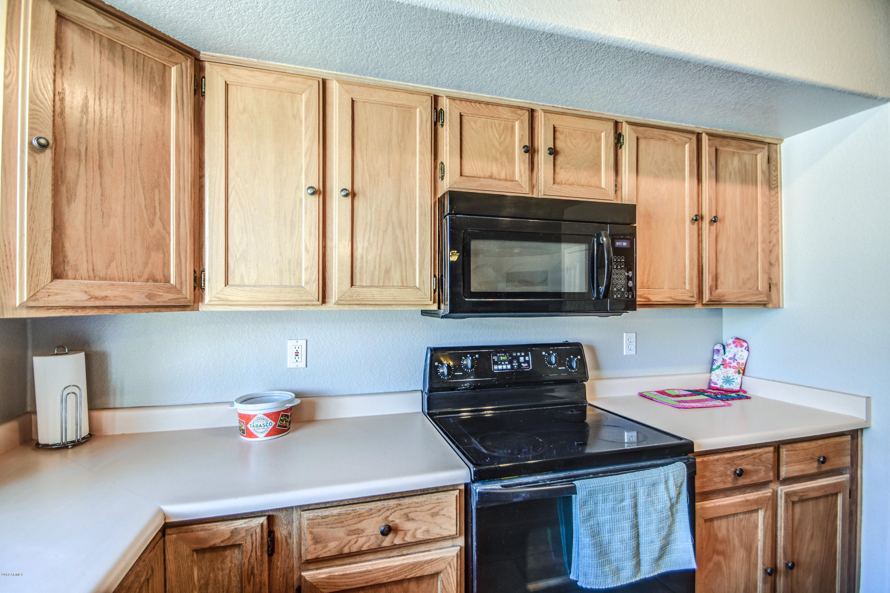 92 South Sandstone Street Gilbert, AZ 85296 - Photo 24 of 59 KITCHEN 6