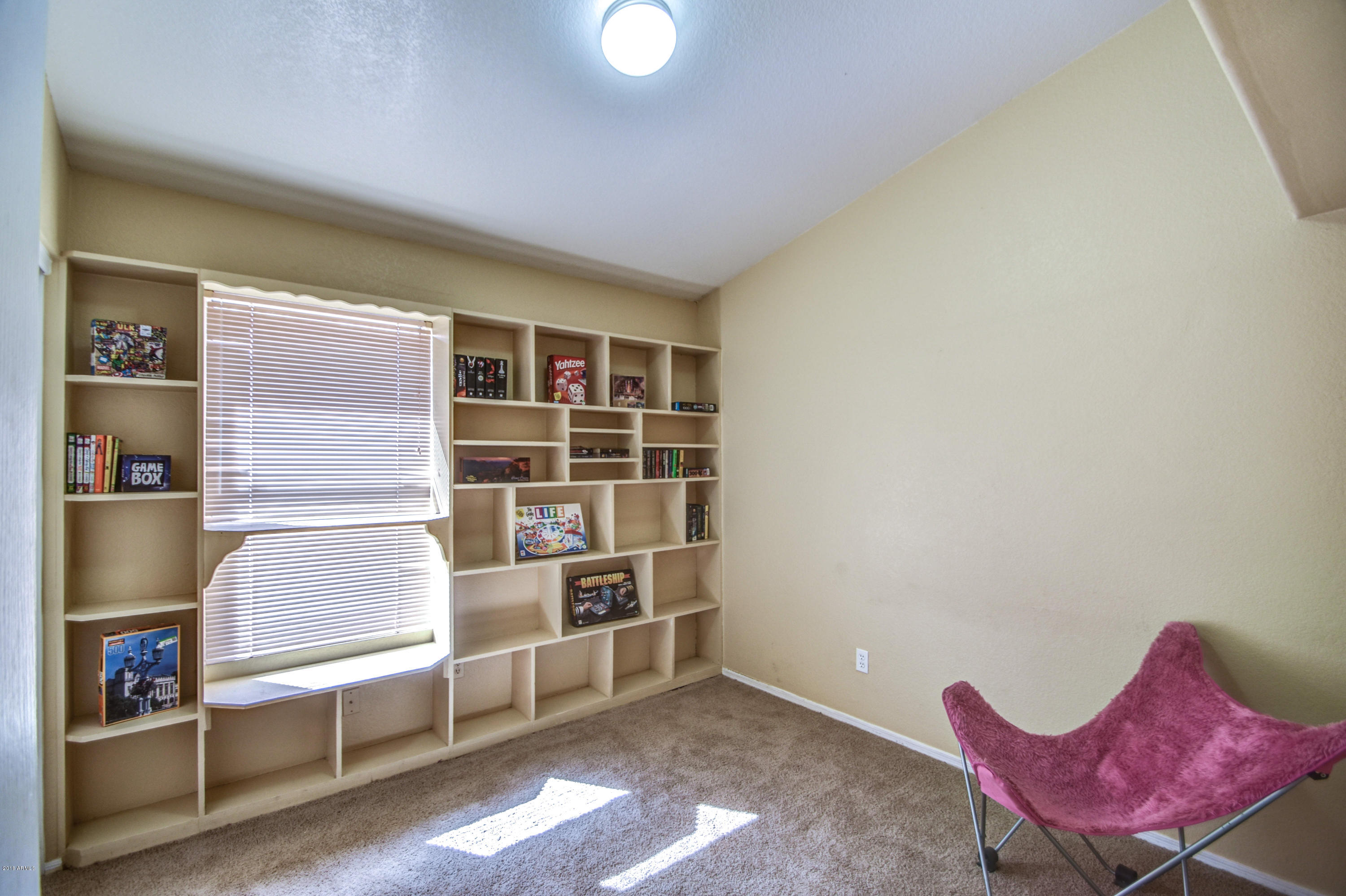 92 South Sandstone Street Gilbert, AZ 85296 - Photo 40 of 59 BED 3, 1