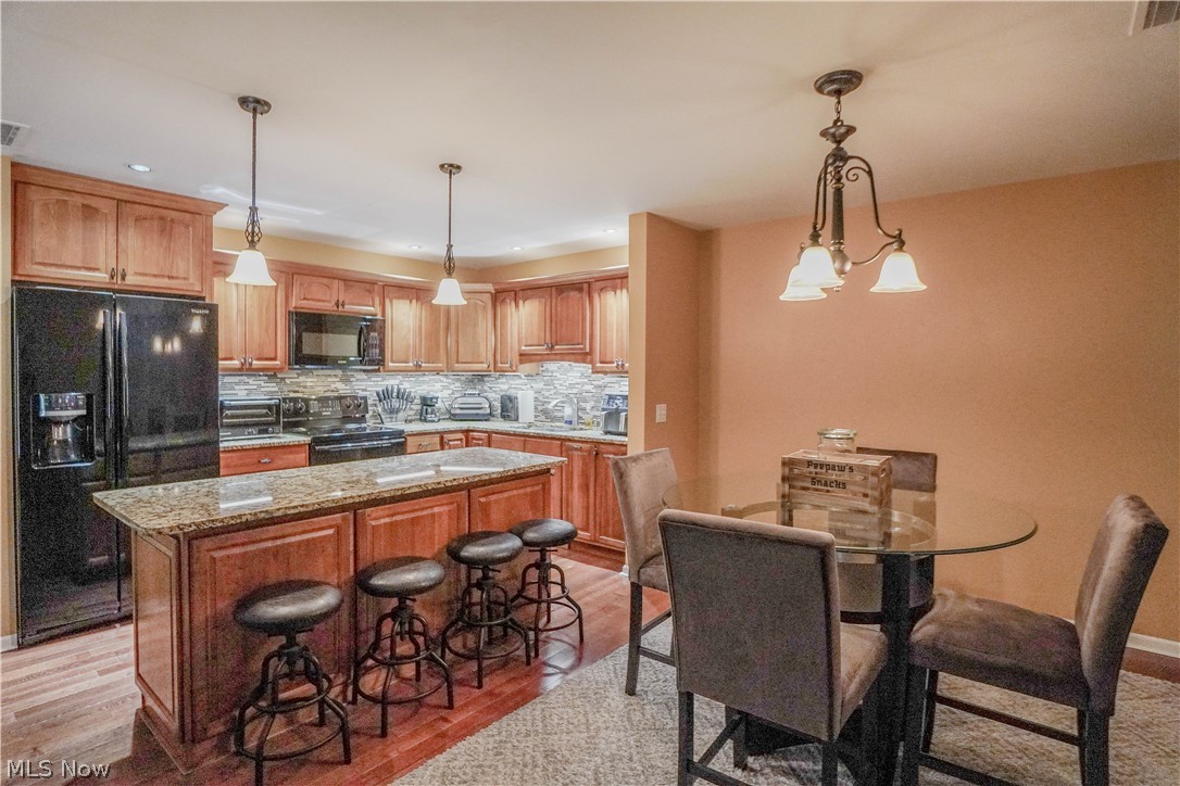 1653 Greenway Road Southeast, Unit 202 North Canton, OH 44709 - Photo 16 of 32