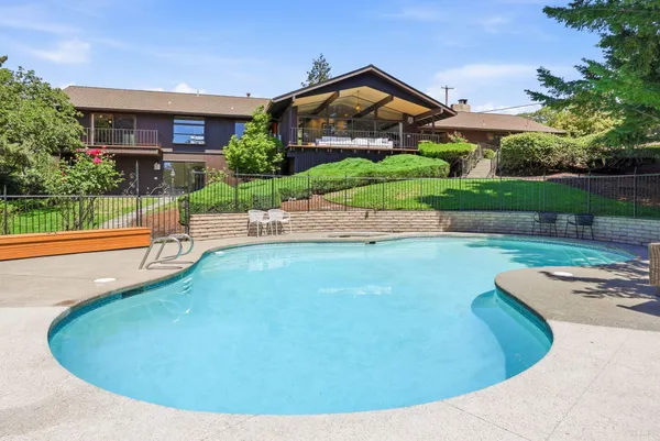 $1,465,000 | 50 Mariposa Terrace, Medford, OR 97504