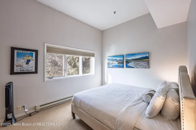 $1,585,000 | 3946 South Lake Creek Drive, Unit A6, Wilson, WY 83014