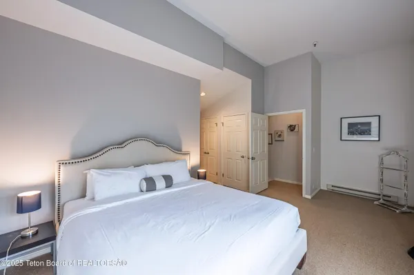 $1,450,000 | 3946 South Lake Creek Drive, Unit A6, Wilson, WY 83014