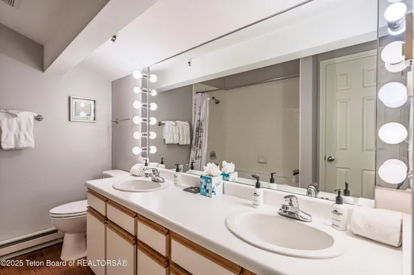 $1,450,000 | 3946 South Lake Creek Drive, Unit A6, Wilson, WY 83014