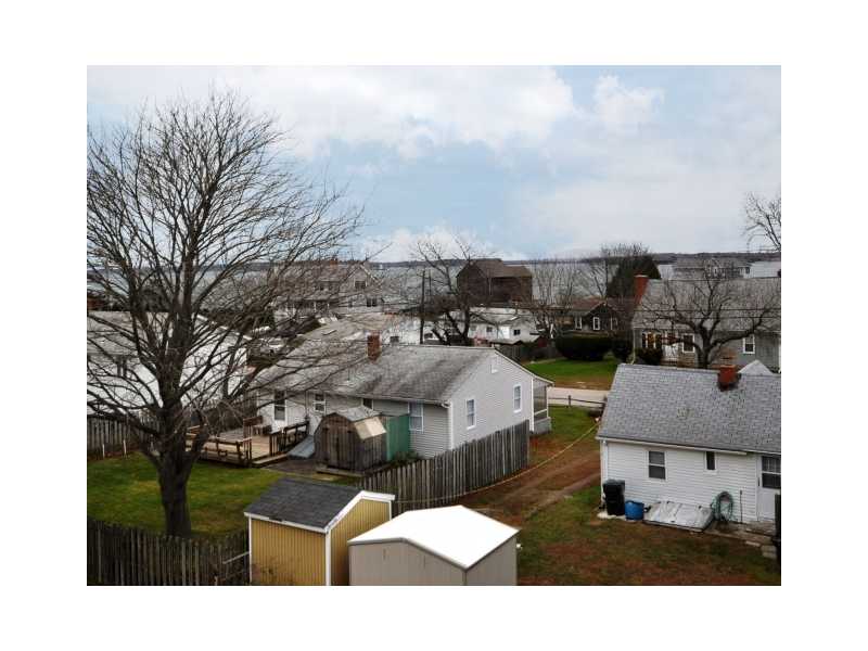 32 Camden Road Narragansett, RI 02882 - Photo 9 of 9 View.