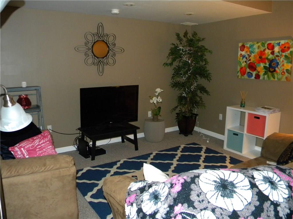 121 South 12th Street South Side, PA 15203 - Photo 13 of 18 Second Floor Living Room