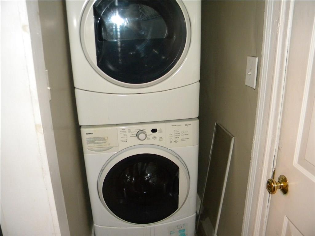 121 South 12th Street South Side, PA 15203 - Photo 5 of 18 First Floor Laundry