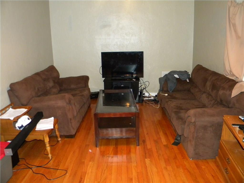 121 South 12th Street South Side, PA 15203 - Photo 6 of 18 First Floor Living Room