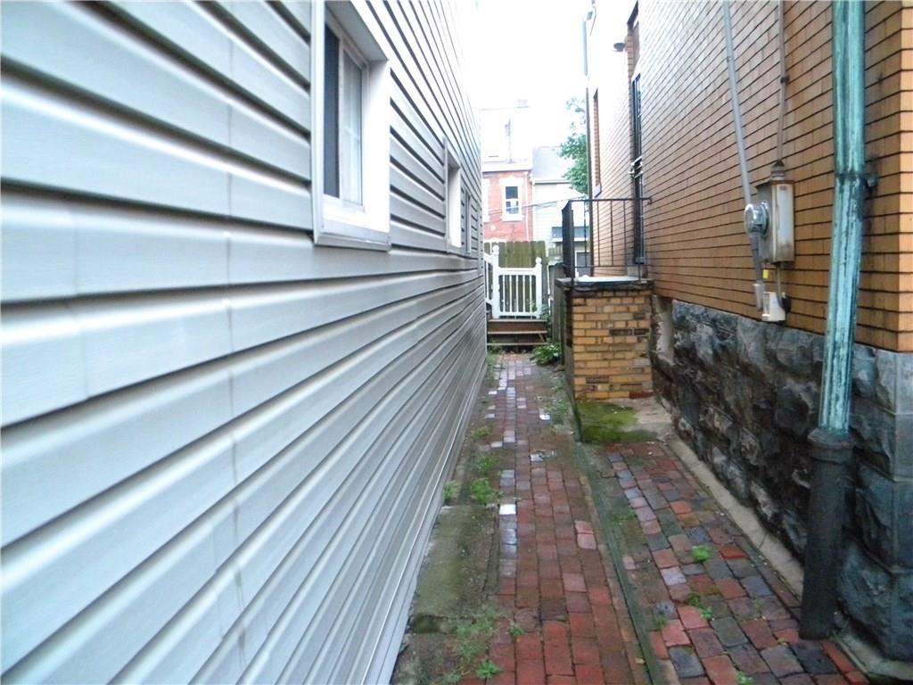 121 South 12th Street South Side, PA 15203 - Photo 8 of 18 Exterior Side