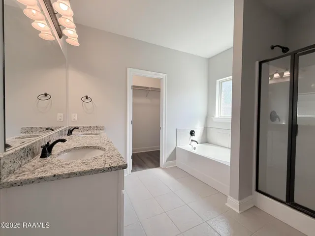 $2,100 | 205 Caillou Grove Road, Youngsville, LA 70592