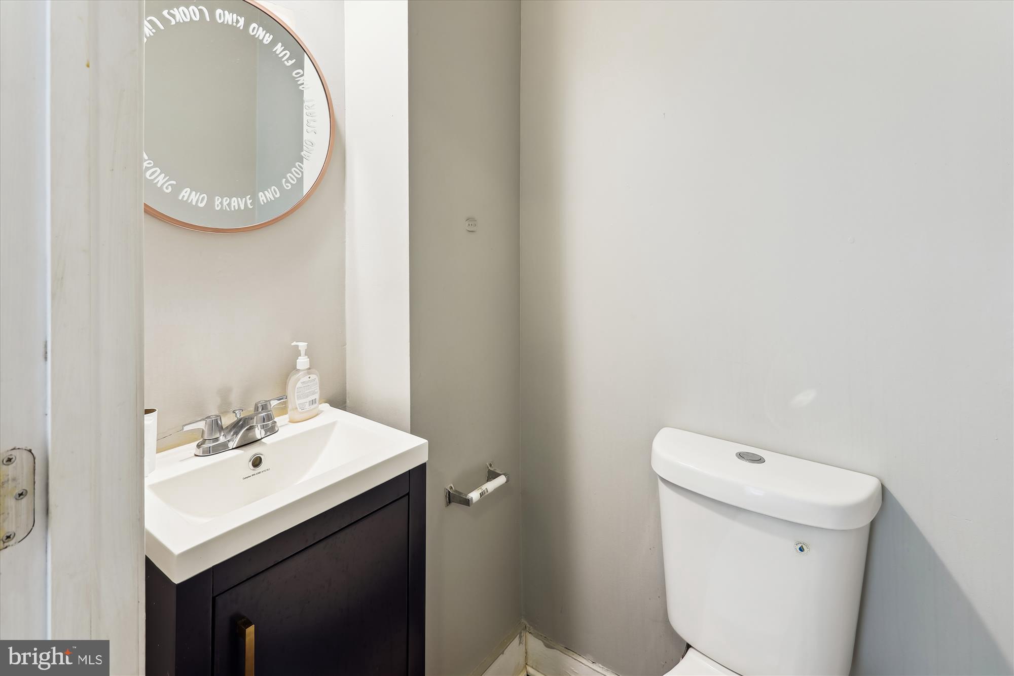 2315 McCulloh Street Baltimore, MD 21217 - Photo 14 of 40 First Floor Half-Bath