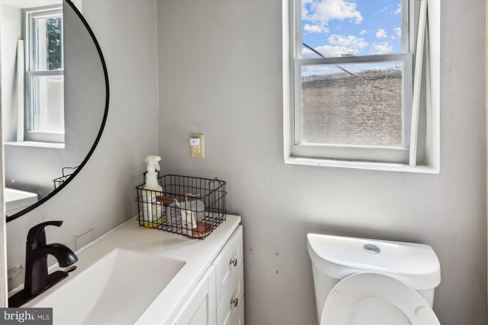 2315 McCulloh Street Baltimore, MD 21217 - Photo 25 of 40 Full Bathroom