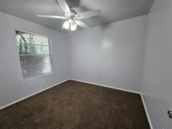 $1,875 | 509 Arbor Lane, Lancaster, TX 75134
